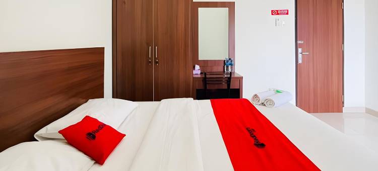 瑞德多兹 @ 特拉泰霍姆斯泰棉兰安普拉斯(RedDoorz at Teratai Homestay Medan Amplas)图片
