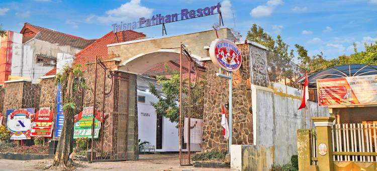 特里斯纳帕蒂汉度假村酒店(Hotel O Trisna Patihan Resort)图片
