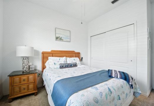 Boaters Dream Pool Spa Dock Walking Biking Hotel Overview