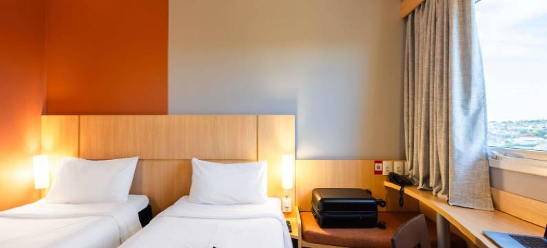 宜必思欧里纽斯酒店(ibis Ourinhos)图片