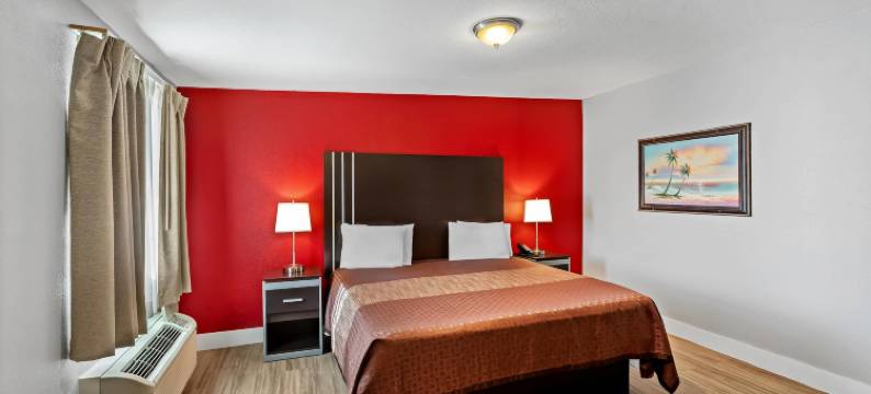 罗德威酒店金斯兰 - LBJ湖(Rodeway Inn Kingsland - Lake LBJ)图片