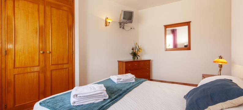L 03 - Bedroom 3 Western Mos Guesthouse图片