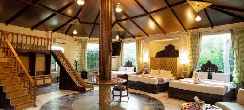 罗哈加尔堡渡假村(Lohagarh Fort Resort)图片