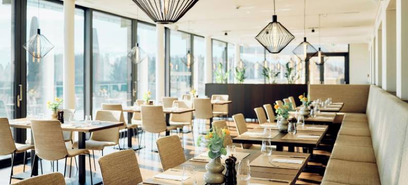 TAUROA 舒恩伯格霍夫斯皮尔贝格(WIEDERERÖFFNUNG - Tauroa Schönberghof Spielberg)图片