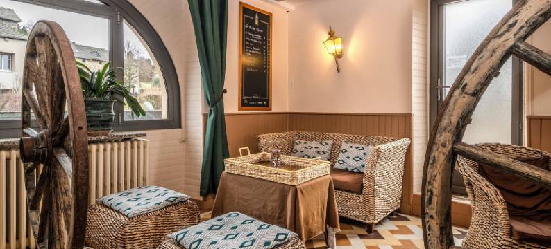 邮政酒店餐厅及乐享农舍，舒缓空间(Hôtel Restaurant de la Poste et la Grange Détente, Espace Bien-être)图片