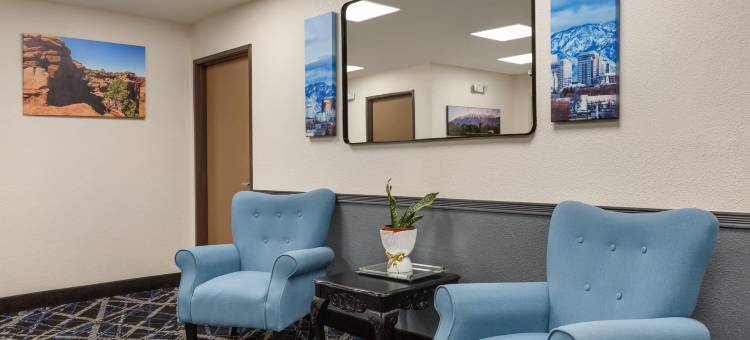 麦客达温德姆盐湖城机场酒店(Microtel Inn & Suites by Wyndham Salt Lake City Airport)图片