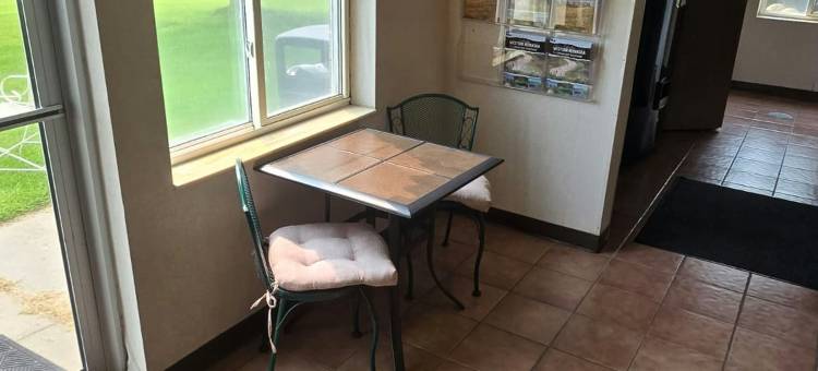 Capital O 路边旅馆 Thedford NE 2(Capital O Roadside Inn Thedford NE 2)图片
