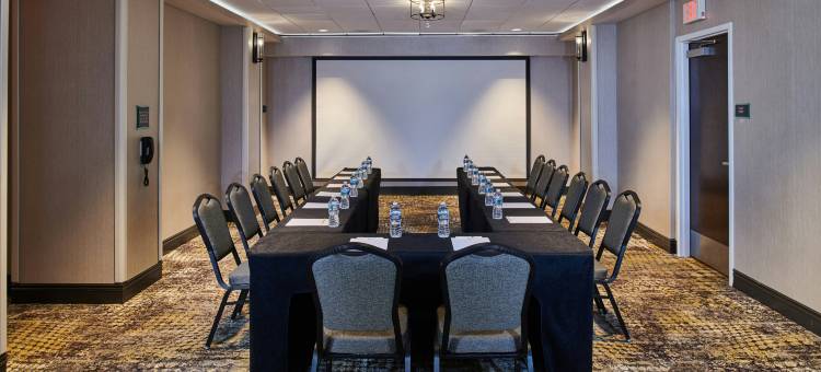 罗利克拉布特里谷希尔顿逸林酒店(DoubleTree by Hilton Raleigh Crabtree Valley)图片