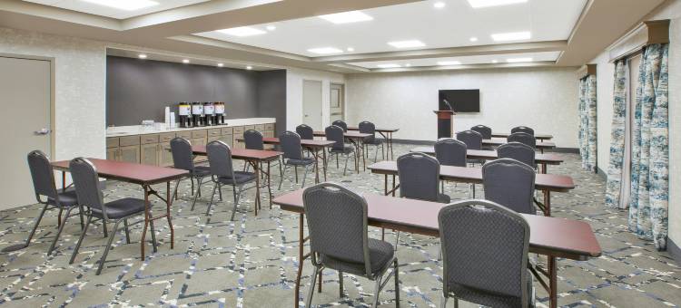 希尔顿欢朋套房酒店-奥克伍德村克利夫兰(Hampton Inn & Suites Cleveland/Oakwood Village)图片