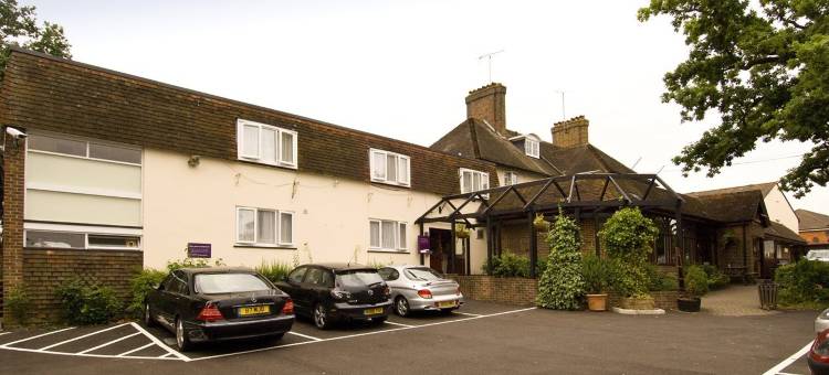 盖特威克克劳利镇普里米尔酒店-戈夫公园(Premier Inn Gatwick Crawley (Goff's Park))图片