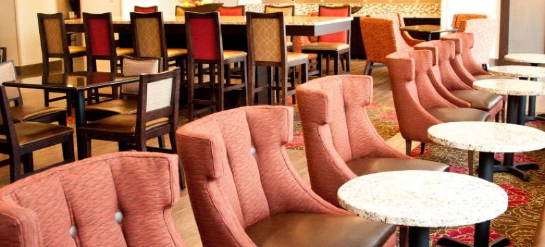 希尔顿欢朋酒店-东温莎(Hampton Inn East Windsor)图片