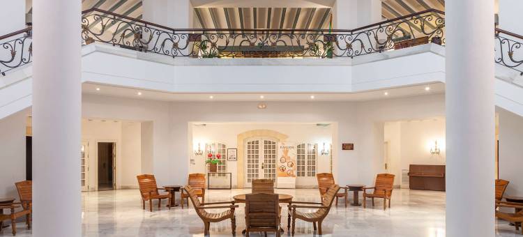 纳赫拉杜克酒店(Hotel Duque de Najera)图片