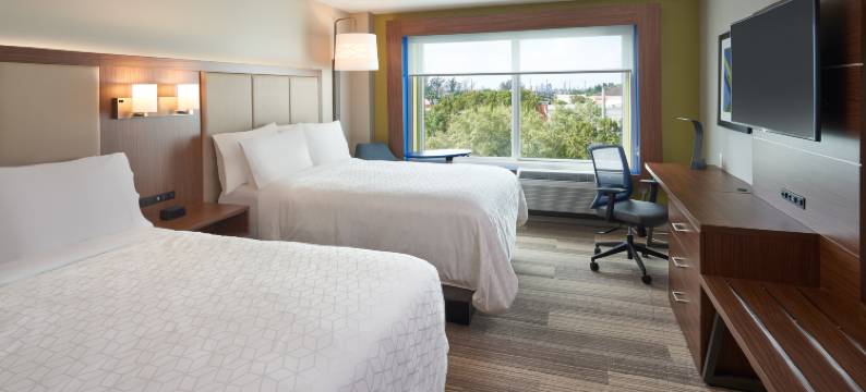 迈阿密多拉智选假日酒店(Holiday Inn Express & Suites DORAL - MIAMI by IHG)图片