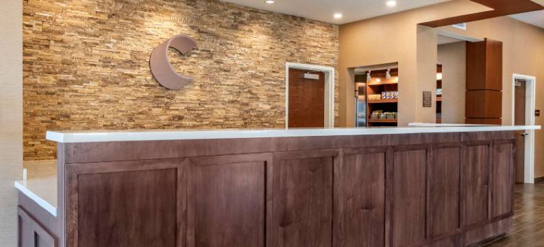 哈里斯堡西坎普希尔舒适套房酒店(Comfort Suites Camp Hill-Harrisburg West)图片