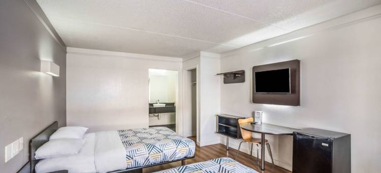 达拉斯市场中心6号汽车旅馆(Motel 6 Dallas, TX - Market Center)图片