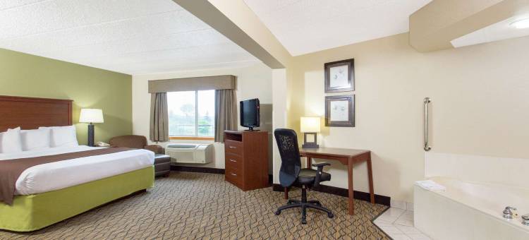 希博伊根美吟温德姆酒店(AmericInn by Wyndham Sheboygan)图片