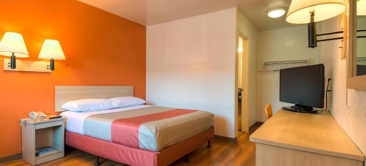 威斯敏斯特南6号汽车旅馆 - 长滩区(Motel 6 Westminster, CA - South - Long Beach Area)图片