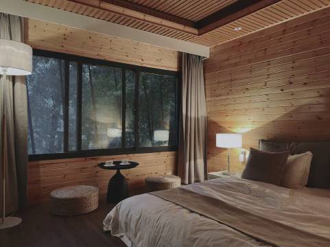 一鸣书居特色民宿(中心路分店)