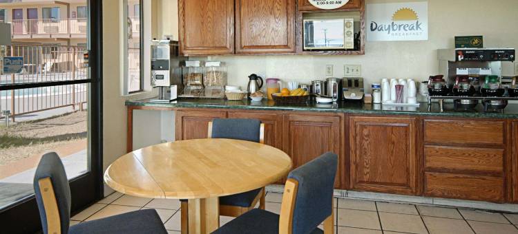 巴斯托戴斯酒店(Days Inn by Wyndham Barstow)图片