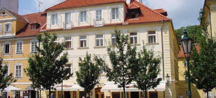 U兹拉提努泽克酒店(Hotel At the Golden Scissors)图片