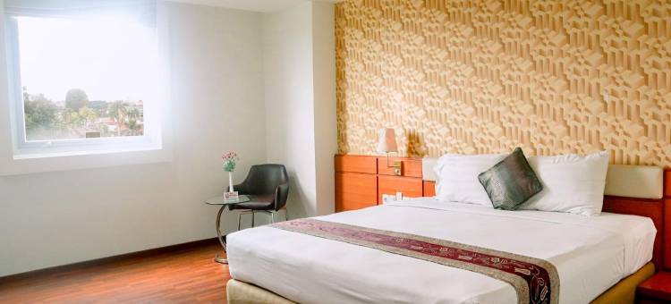 占碑尚拉图酒店(Shang Ratu Hotel)图片