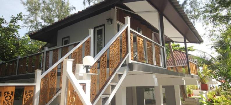 帕岸岛湾海滩假日公园(Phangan Cove Beach Resort)图片