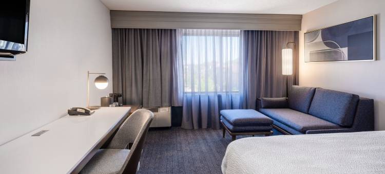 科罗拉多斯普林斯南万怡酒店(Courtyard Colorado Springs South)图片