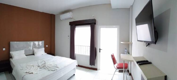 万安海滩酒店(Bandengan Beach Hotel)图片