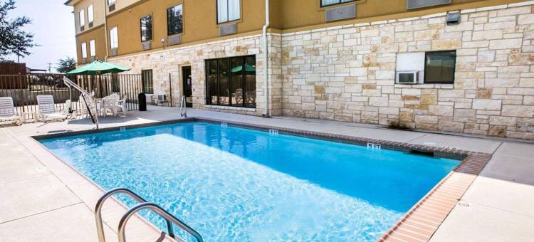 近棕榈州立公园的冈萨雷斯舒眠酒店及套房(Sleep Inn & Suites Near Palmetto State Park)图片