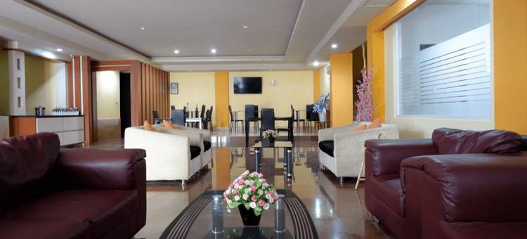 红多兹Plus酒店@帕卢喀麦隆酒店(RedDoorz Plus @ Cameloan Hotel Palu)图片