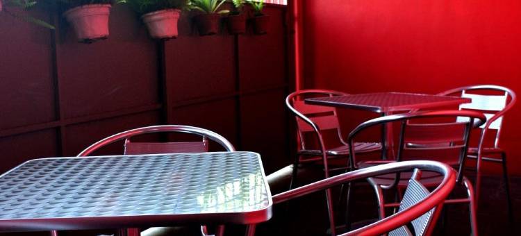瓦乌酒店(Wau Hotel & Cafe)图片