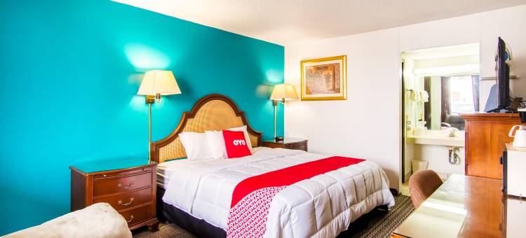 OYO 堪萨斯南哈钦森西第 4 大道酒店(OYO Hotel Hutchinson West 4th Ave)图片