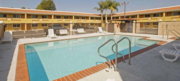 帕萨迪纳阿祖萨美洲最佳价值酒店(Americas Best Value Inn-Azusa/Pasadena)图片