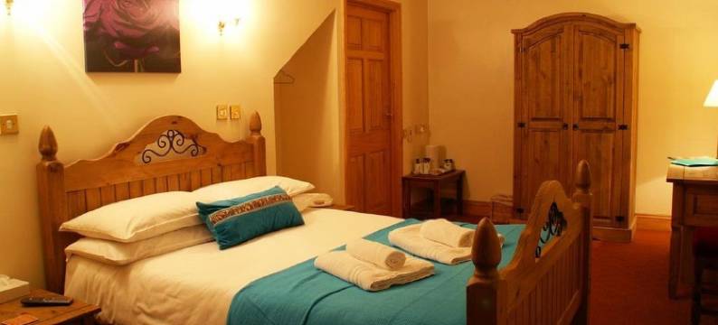 乔治与米林布鲁克旅馆(The George Inn & Millingbrook Lodge Ltd)图片