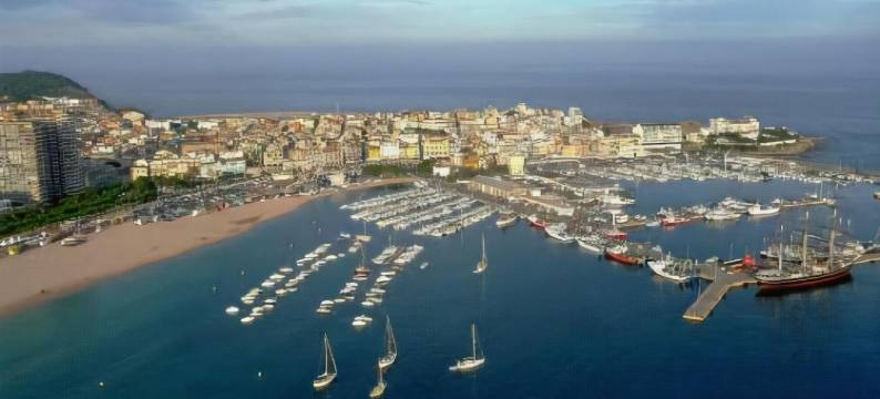 玛丽娜酒店(Hotel & Restaurant Marina Palamós)图片