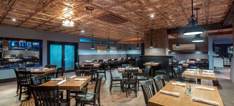 加蒂诺玛努尔华美达广场酒店及(Ramada Plaza by Wyndham Gatineau/Manoir du Casino)图片