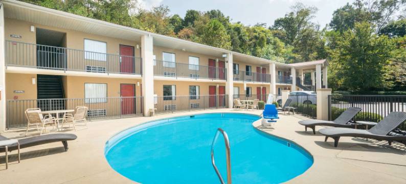 阿什维尔北戴斯酒店(Days Inn by Wyndham Asheville Downtown North)图片