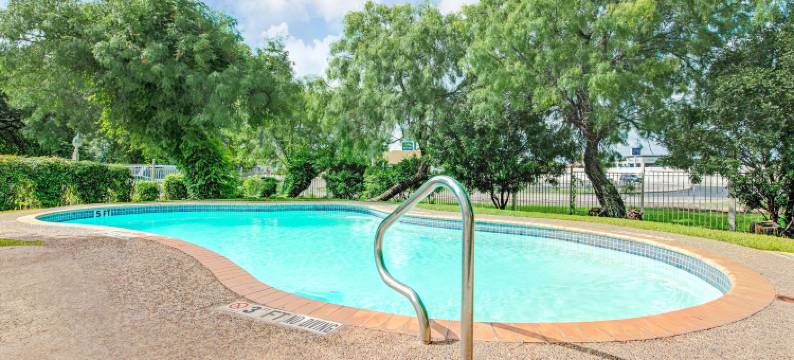 圣安东尼奥-嘉年华温德姆速8酒店(Super 8 by Wyndham San Antonio/Fiesta)图片