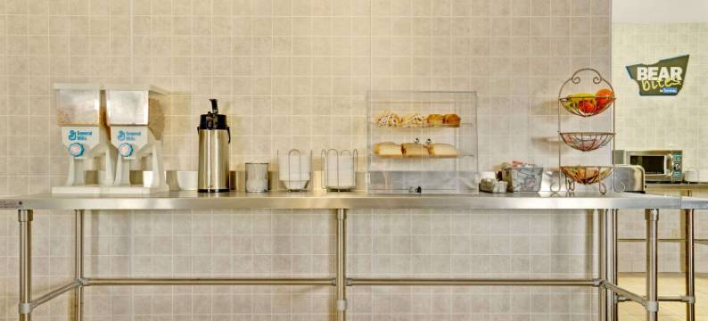 沙科皮瓦利费尔Travelodge by Wyndham酒店(Travelodge by Wyndham Valleyfair Shakopee)图片