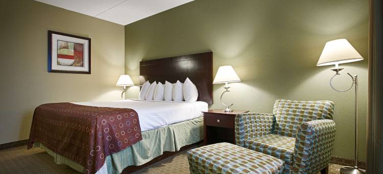 克利夫兰机场贝斯特韦斯特套房酒店(Best Western Airport Inn  Suites Cleveland)图片