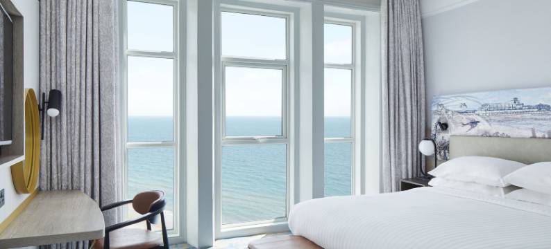 伯恩矛斯海克利夫万豪酒店(Bournemouth Highcliff Marriott Hotel)图片