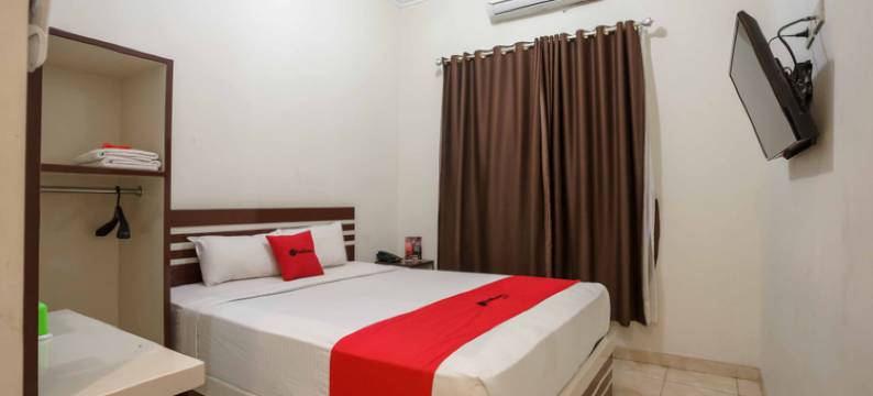 RedDoorz at Andalas Asri图片