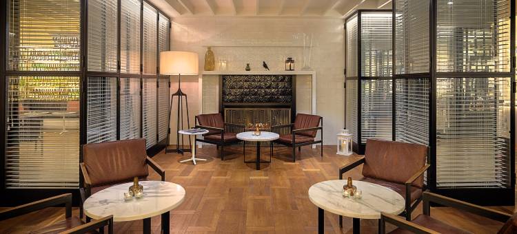 巴塞罗那H10优尼沃斯酒店(H10 Universitat Hotel Barcelona)图片