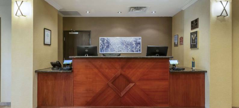 舒眠酒店及套房(Sleep Inn & Suites)图片