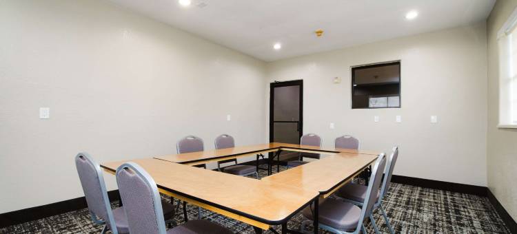 休斯顿霍比机场品质套房酒店(Quality Suites Houston Hobby Airport)图片