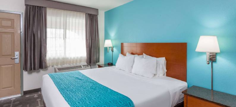 国家城市-圣地亚哥南豪生酒店(Howard Johnson by Wyndham National City/San Diego South)图片