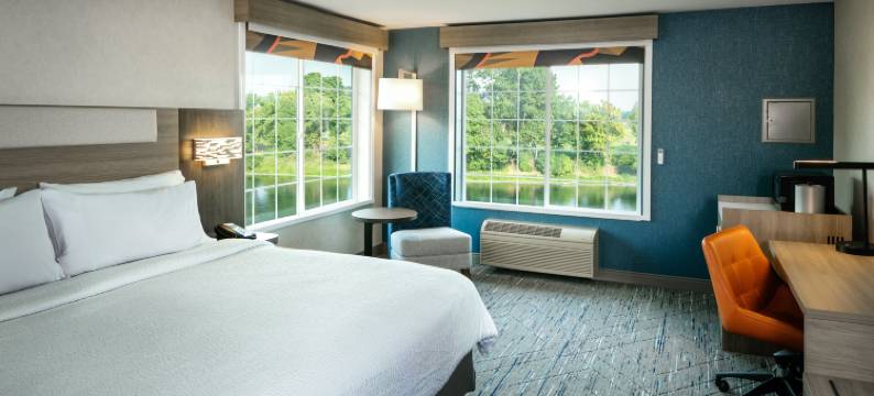 Holiday Inn Express 科瓦利斯，在河(Holiday Inn Express CORVALLIS-ON THE RIVER by IHG)图片