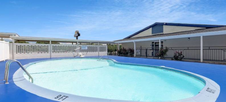 林肯顿戴斯酒店(Days Inn by Wyndham Lincolnton)图片