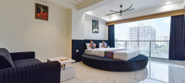 Fabhotel 布利斯(FabHotel Bliss - Inside Suryam Trade Centre)图片