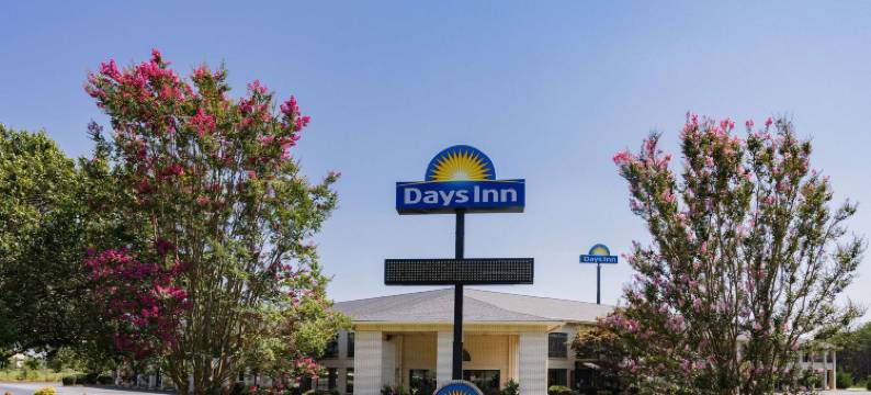 沃卡莫斯帕坦堡戴斯酒店(Days Inn by Wyndham Spartanburg Waccamaw)图片